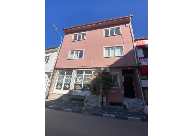 Merkez Bolvadin Kiralık Daire |  3+1 Oda | 130M2 Aylık 12.000Tl  Krediye Uygun  | 2. Kat | Kombi | 1 Banyo | 1 Yatak Odası Resim-4