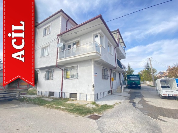 Merkez Bolvadin Acil Kiralık Daire |  3+1 Oda | 103M2 Aylık 13.500Tl  Krediye Uygun  | 1. Kat | Kombi | 1 Banyo | 1 Yatak Odası Resim-2