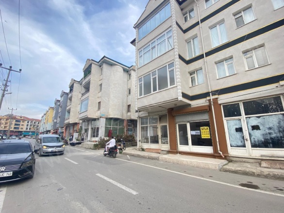 Merkez Bolvadin Satılık İşyeri |  1 Oda | 25M2 2.500.000Tl  Krediye Uygun  | 1. Kat | Kombi Resim-3