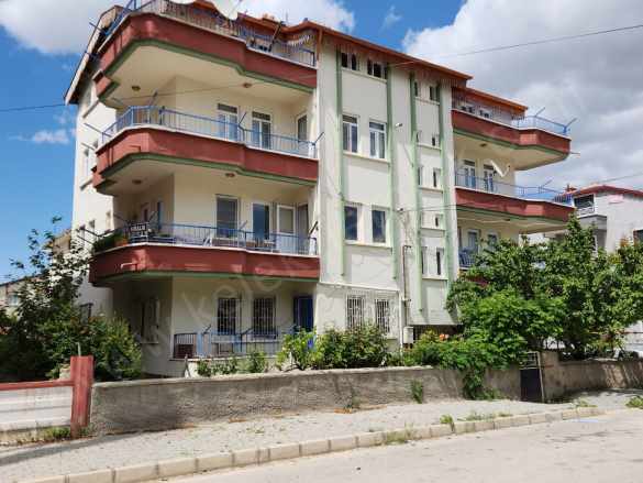 Bademli Mahallesinde Kiralık Daire 3+1 Bolvadin