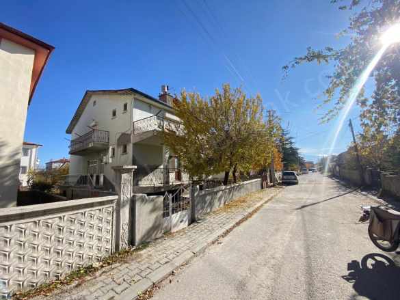 Konak Mahalesinde Kiralık Daire 3+1 Afyon Bolvadin