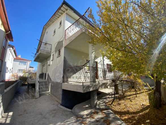 Konak Mahalesinde Kiralık Daire 3+1 Afyon Bolvadin