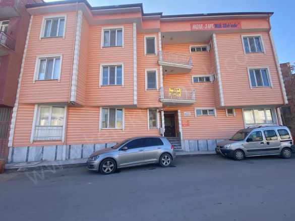 Lala Sinanpaşa Mahallesinde Eşyalı 1+1 Kiralık Daire Bolvadin