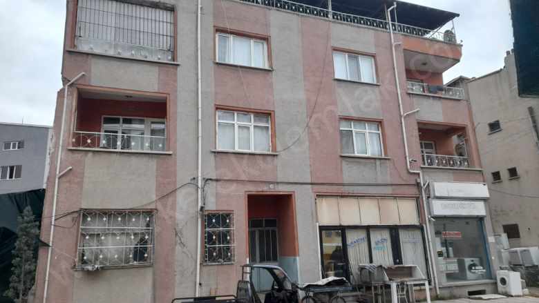 Emirdağ Caddesinde Müstakil 3+1 Satılık Bina Bolvadin