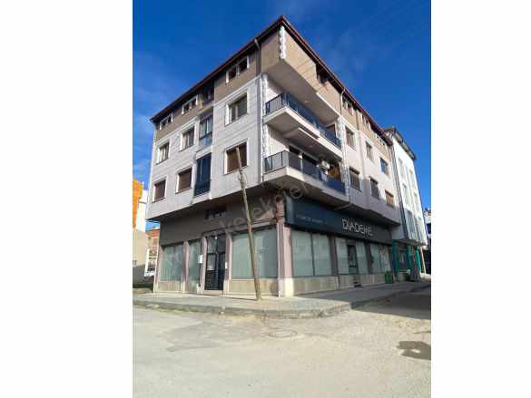 Perşembe Pazarında Kiralık Daire 2+1 Bolvadin