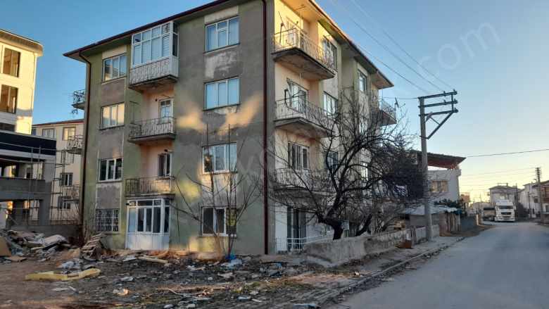 Konak Mahallesinde Satılık Daire 3+1 Bolvadin