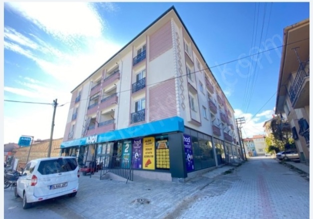 Merkez Bolvadin Kiralık Daire |  2+1 Oda | 95M2 Aylık 13.000Tl  Krediye Uygun  | 2. Kat | Kombi | 1 Banyo | 1 Yatak Odası Resim-1