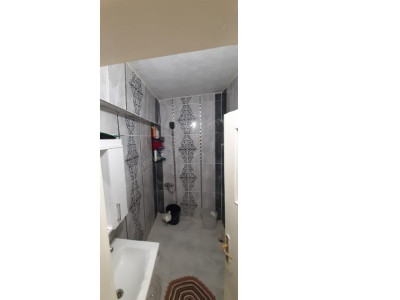 Merkez Bolvadin Satılık Daire |  2+1 Oda | 90M2 1.650.000Tl  Krediye Uygun  | 4. Kat | Kombi | 1 Banyo | 1 Yatak Odası Resim-5