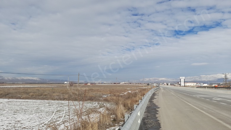 Merkez Bolvadin Satılık Tarla |  20800M2 6.500.000Tl Resim-2