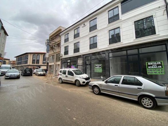 Merkez Bolvadin Kiralık Ofis / Büro |  1+1 Oda | 40M2 Aylık 13.000Tl  Krediye Uygun  | 3. Kat | Kombi | 1 Banyo Resim-1