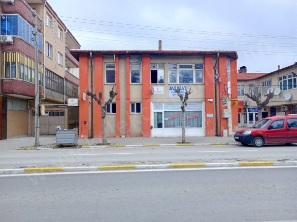 Merkez Bolvadin Satılık Ofis / Büro |  1+1 Oda | 30M2 2.200.000Tl  Krediye Uygun  | 2. Kat | Kombi | 1 Banyo Resim-4