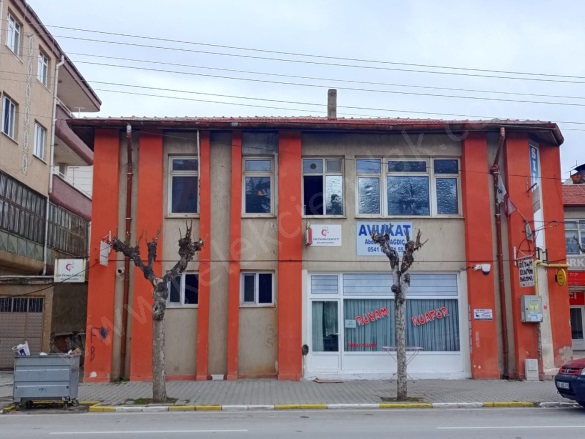 Merkez Bolvadin Kiralık Ofis / Büro |  1+1 Oda | 30M2 Aylık 5.500Tl  Krediye Uygun  | 2. Kat | Kombi | 1 Banyo Resim-5