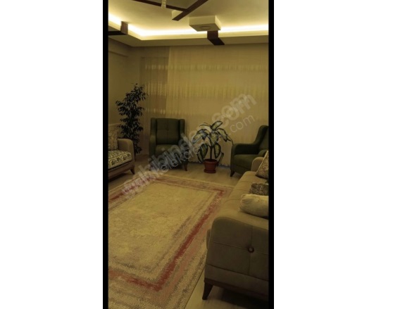 Merkez Bolvadin Satılık Daire |  3+1 Oda | 130M2 3.350.000Tl  Krediye Uygun  | 3. Kat | Kombi | 1 Banyo | 1 Yatak Odası Resim-4