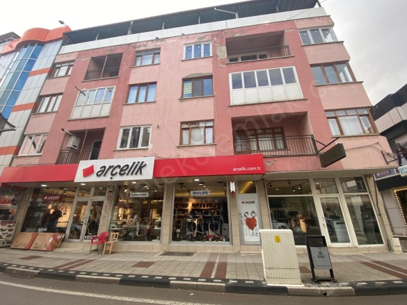 Merkez Bolvadin Kiralık Daire |  3+1 Oda | 140M2 Aylık 10.000Tl  Krediye Uygun  | 3. Kat | Kombi | 1 Banyo | 1 Yatak Odası Resim-4