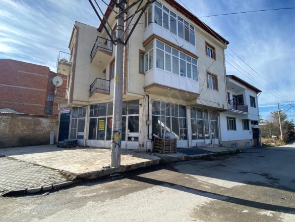 - Bolvadin Kiralık Dükkan |  1 Oda | 100M2 Aylık 15.000Tl  Krediye Uygun  | 1. Kat | Kombi Resim-3