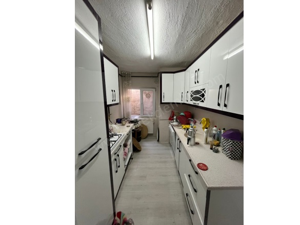 Merkez Bolvadin Satılık Müstakil Ev |  3+1 Oda | 69M2 1.800.000Tl | Komple Bina | Kombi | 1 Banyo | 1 Yatak Odası Resim-3