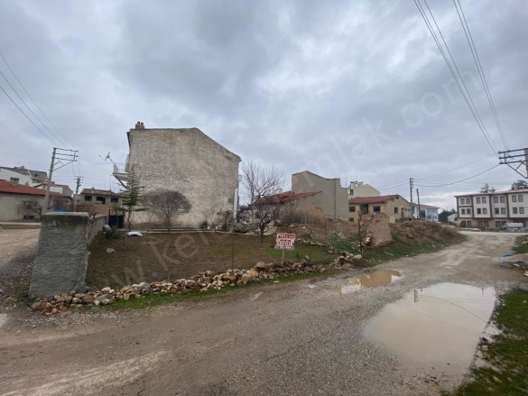 Merkez Bolvadin Satılık Arsa |  246M2 4.500.000Tl İmarlı  Resim-5