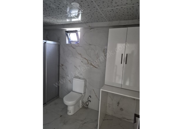 Merkez Bolvadin Satılık Müstakil Ev |  5+1 Oda | 230M2 6.000.000Tl  Krediye Uygun  | Villa | Kombi | 2 Banyo | 1 Yatak Odası Resim-5