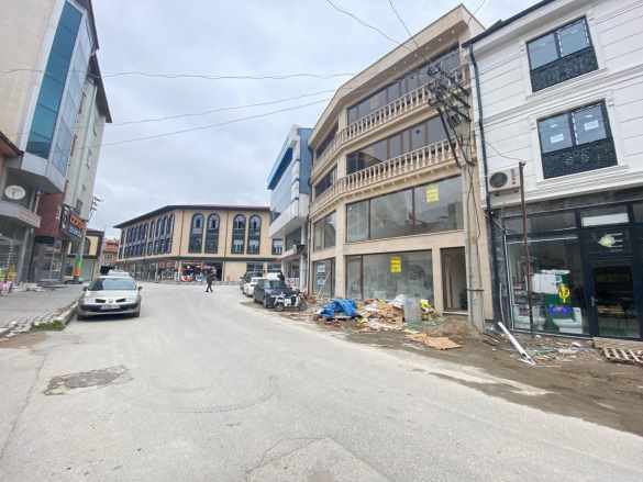 Çarşı Merkezde Bekirağa Caddesinde Kiralık Ofis / Büro 1+1 Bolvadin