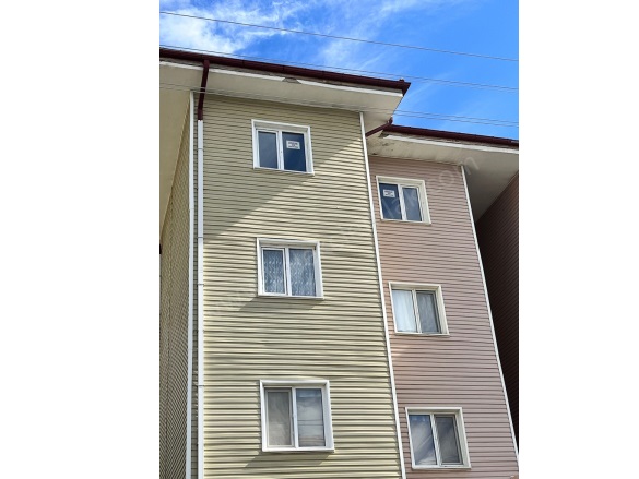 Merkez Bolvadin Satılık Daire |  2+1 Oda | 90M2 1.675.000Tl  Krediye Uygun  | 4. Kat | Kombi | 1 Banyo | 1 Yatak Odası Resim-2