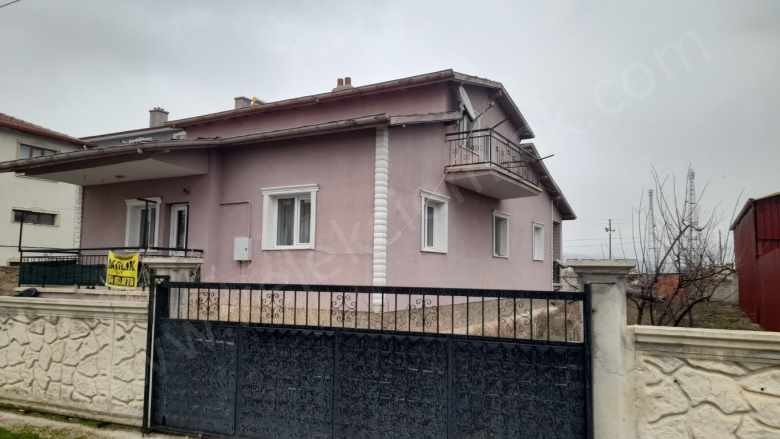 Konak Mahallesi Taha Sokakta Müstakil Ev 3+1 Satılık Bolvadin