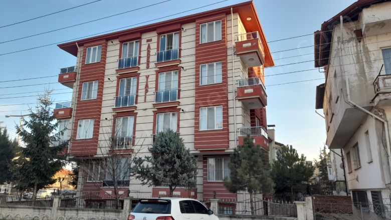 Merkez Bolvadin Kiralık Daire |  1+1 Oda | 45M2 Aylık 15.000Tl  Krediye Uygun  Eşyalı  | 1. Kat | Kombi | 1 Banyo | 1 Yatak Odası Resim-1