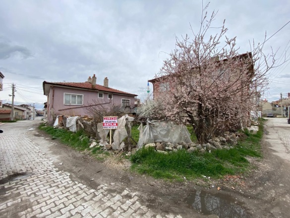 Merkez Bolvadin Satılık Arsa |  117M2 2.250.000Tl İmarlı  Resim-4