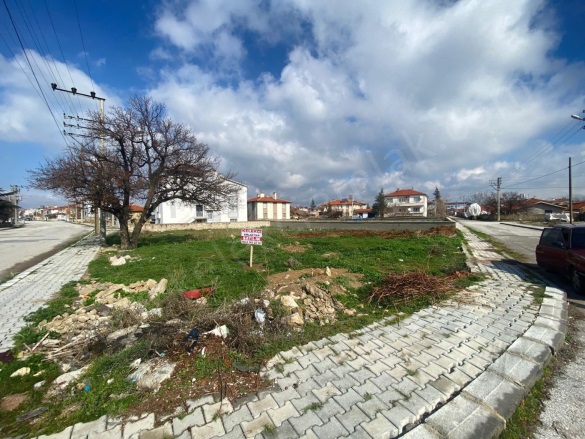 Merkez Bolvadin Satılık Arsa |  396M2 3.200.000Tl İmarlı  Resim-1