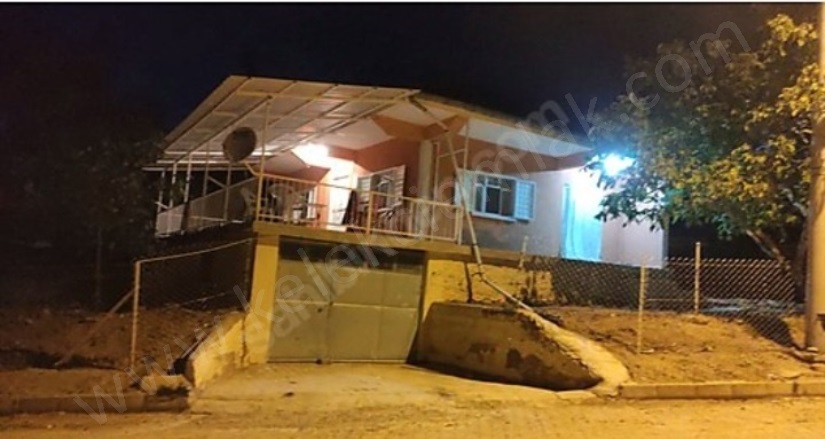 Merkez Bolvadin Satılık Müstakil Ev |  2+1 Oda | 90M2 5.500.000Tl  Krediye Uygun  | Komple Bina | Soba | 1 Banyo | 1 Yatak Odası Resim-3