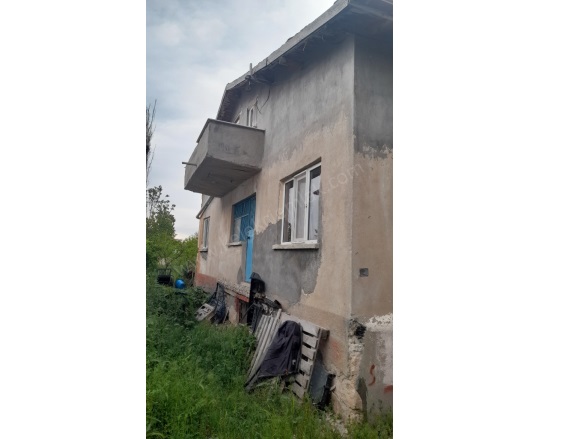 Merkez Bolvadin Satılık Müstakil Ev |  3+1 Oda | 120M2 3.500.000Tl  Krediye Uygun  | Komple Bina | Kombi | 1 Banyo | 1 Yatak Odası Resim-1