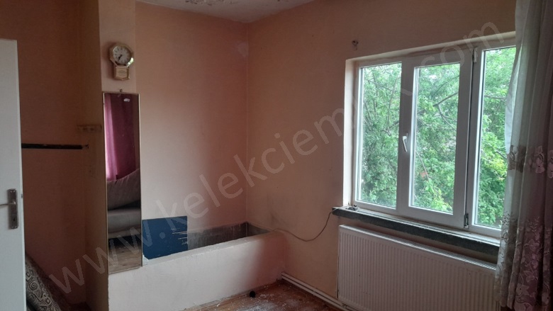 Merkez Bolvadin Satılık Müstakil Ev |  3+1 Oda | 120M2 3.500.000Tl  Krediye Uygun  | Komple Bina | Kombi | 1 Banyo | 1 Yatak Odası Resim-5