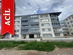 Bolvadin Merkez Satılık Daire 2+1 90 M2 | 5. Kat | Kombi | 1 Banyo | 1 Yatak Odası