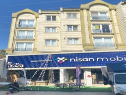 Bolvadin Merkez Kiralık Daire 3+1 130 M2 | 3. Kat | Kombi | 1 Banyo | 1 Yatak Odası