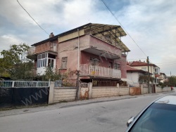 Bolvadin Merkez Satılık Müstakil Ev 3+1 115 M2 | Komple Bina | Kombi | 1 Banyo | 1 Yatak Odası