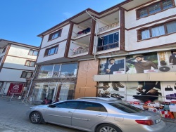 Bolvadin Merkez Kiralık Daire 3+1 130 M2 | 2. Kat | Kombi | 1 Banyo | 1 Yatak Odası