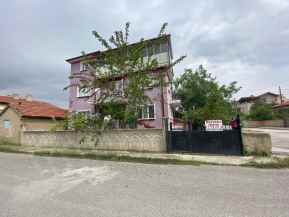 Afyon Bolvadin Zentrum , 120 M2, 1 Bad, 1 Schlafzimmer