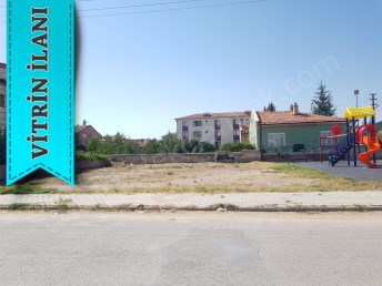 YENİ MAHALLE LİBAS SOKAKTA ARSA