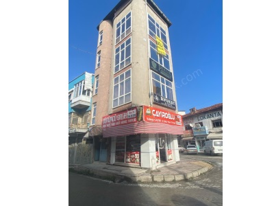 Çarşı Merkezde Satılık Dükkan Bürolar Ve 1+1 Bolvadin