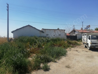 Kalıntoprakta(Selçuklu) Besihane() Satılık Çiftlik Bolvadin