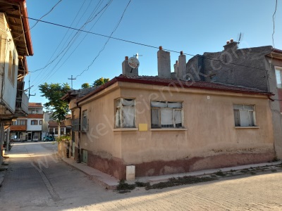 Bekirağa Mahallesi Hacı Ahmet Caddesinde Satılık Arsa Bolvadin