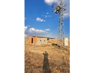 Korukırı(Etem Kelekçi Mahallesi)Nde Sulu Tarıma Elverişli Satılık Tarla Bolvadin