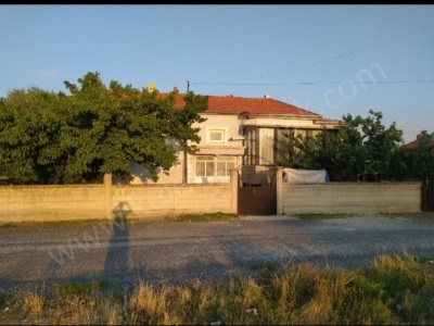 Konak Mahallesi Regaip Caddesinde Tek Katlı 3+1 Satılık Müstakil Ev Bolvadin