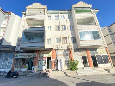 İmaret Evlerinde Satılık Daire 3+1 Bolvadin