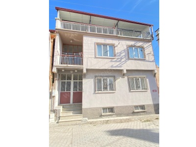 Kırklar Mahallesi Narin Sokakta Komple Müstakil Bina 2+1 Satılık Ev Bolvadin