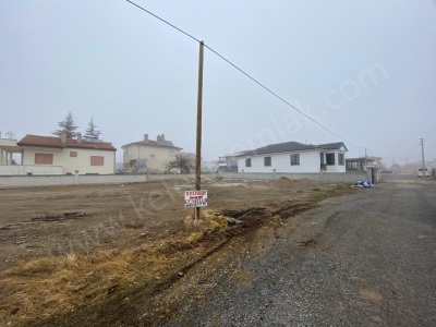 Selçuklu Mahallesi Yılmaz Sokakta 2 Adet Güney Cepheli Satılık Arsa Bolvadin