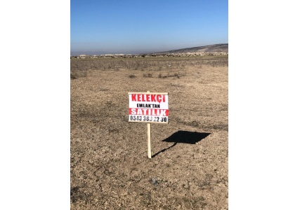 Şıhlar Mahallesinde Iparda Uygun Yola Cepheli Satılık Tarla Bolvadin