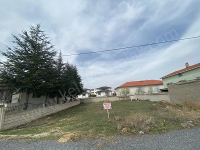 Hüdai Camii Yanında Güney Cepheli Satılık Arsa Bolvadin