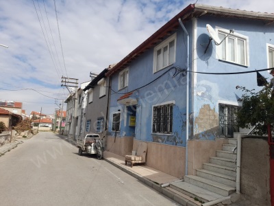 Yıldırım Mahallesinde 2 Katlı Müstakil 3+1 Satılık Ev Bolvadin