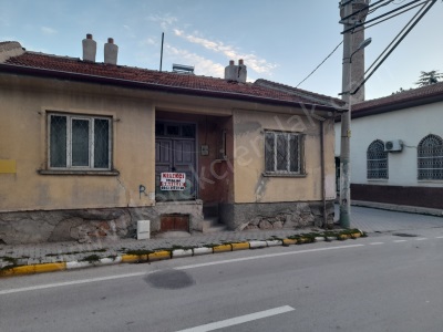 Akçeşme Camii Karşısında Köşe Parsel Satılık Arsa Bolvadin