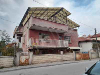 Haus Kaufen In  Türkei, Afyon, Bolvadin, Zentrum , 3+1 Zimmer, 115 m2